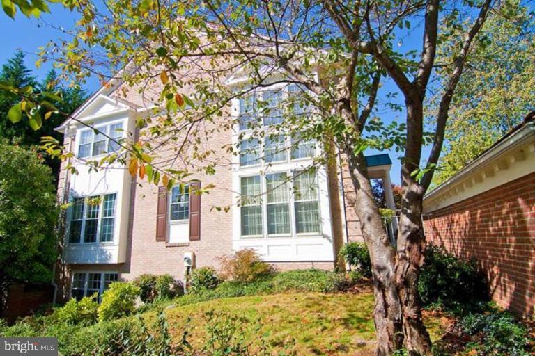8038 Rising Ridge Road Bethesda, MD 20817 - Photo 2 of 30 Exterior #2