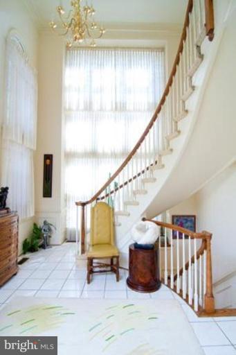 8038 Rising Ridge Road Bethesda, MD 20817 - Photo 5 of 30 Entrance / Foyer
