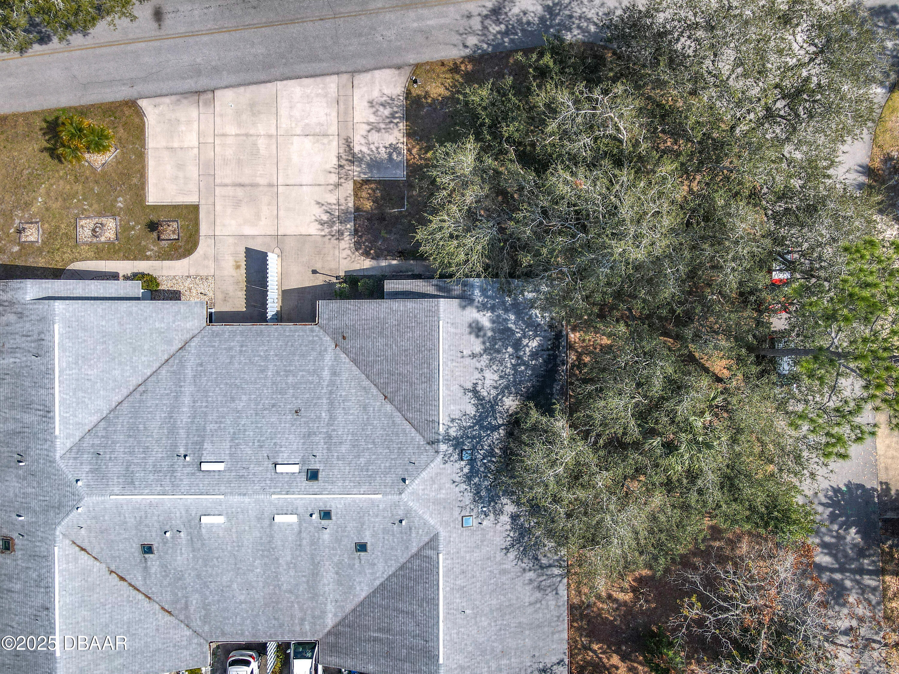 39 Crooked Pine Road Port Orange, FL 32128 - Photo 41 of 47 a view of entryway and kitchen