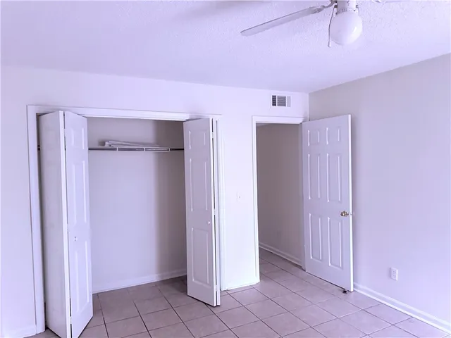 $995 | 890 East Cherry Street, Unit 103, Jesup, GA 31546