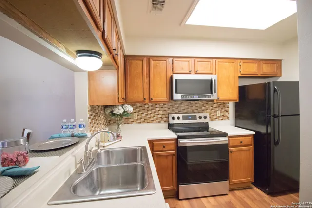 $124,900 | 11839 Parliament, Unit 122, San Antonio, TX 78216