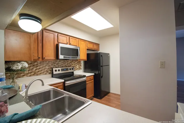 $124,900 | 11839 Parliament, Unit 122, San Antonio, TX 78216