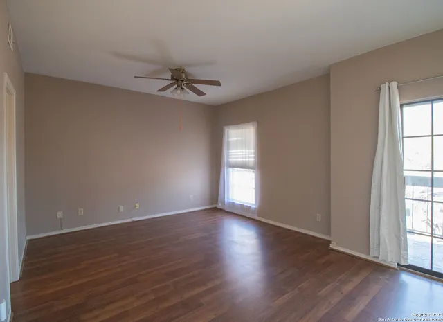 $124,900 | 11839 Parliament, Unit 122, San Antonio, TX 78216