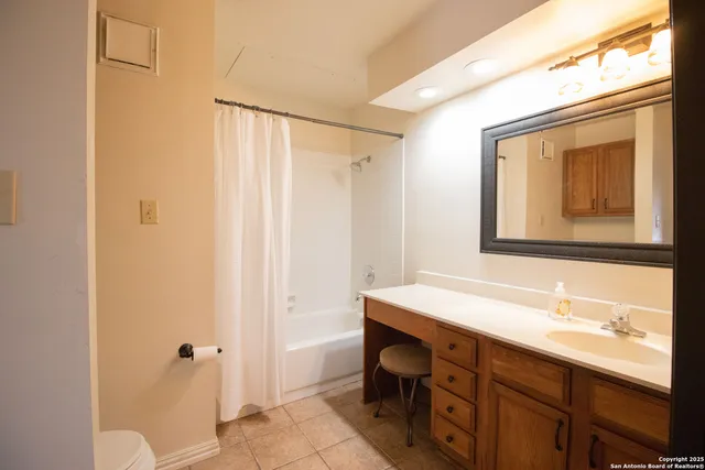 $124,900 | 11839 Parliament, Unit 122, San Antonio, TX 78216