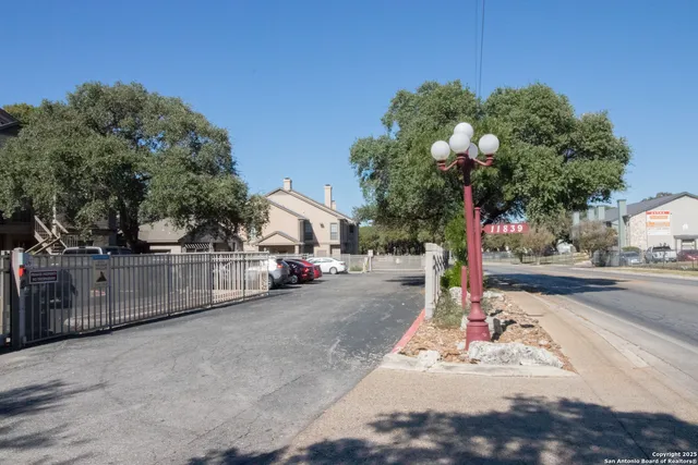 $124,900 | 11839 Parliament, Unit 122, San Antonio, TX 78216