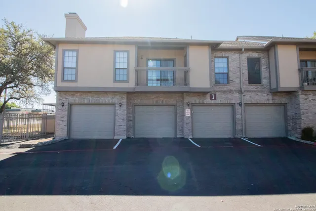 $124,900 | 11839 Parliament, Unit 122, San Antonio, TX 78216