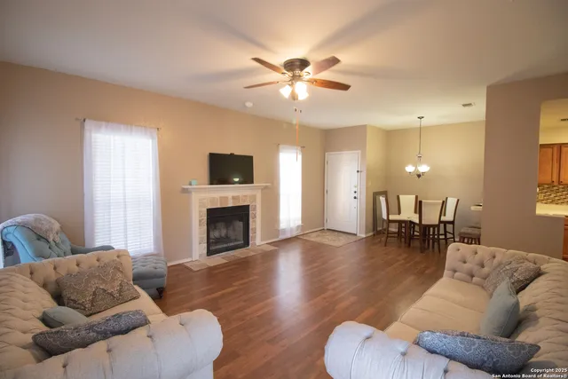 $124,900 | 11839 Parliament, Unit 122, San Antonio, TX 78216