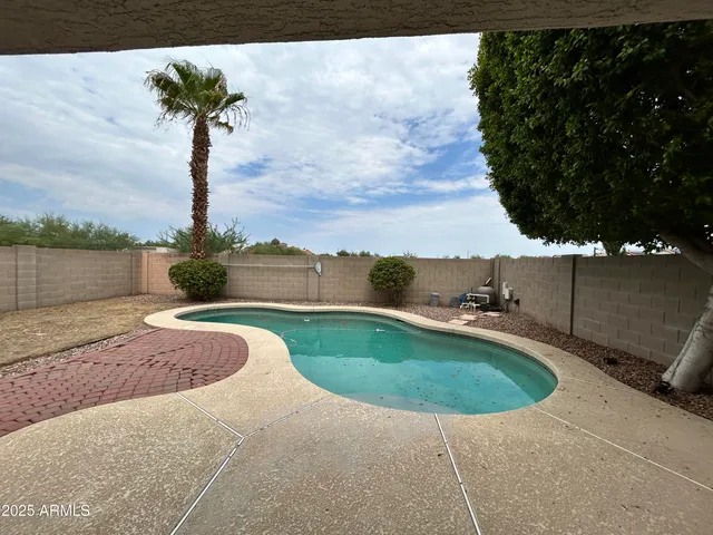 $1,999 | 16809 North 172nd Avenue, Surprise, AZ 85388