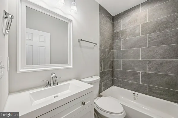 $1,650 | 750 Reservoir Street, Unit A, Baltimore, MD 21217