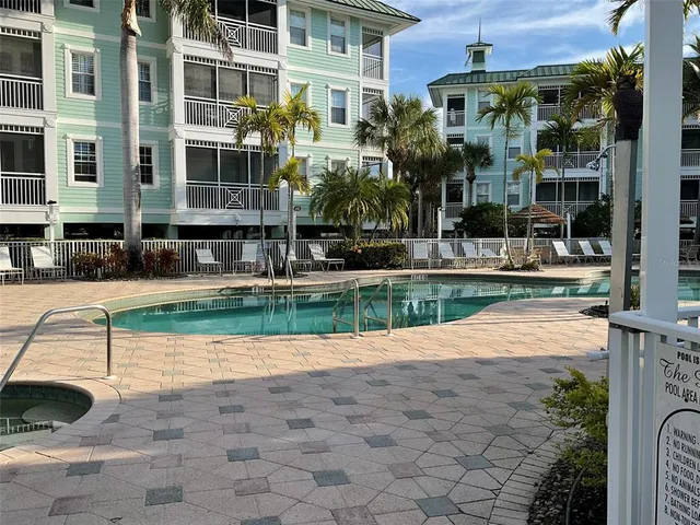 $2,800 | 5125 Melbourne Street, Unit E305, Punta Gorda, FL 33980