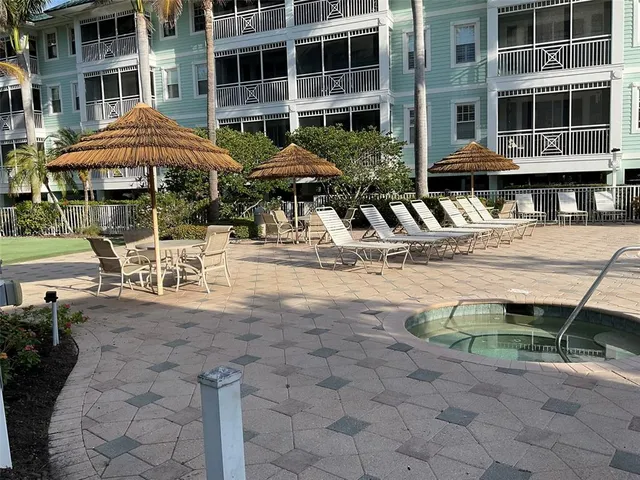 $2,800 | 5125 Melbourne Street, Unit E305, Punta Gorda, FL 33980