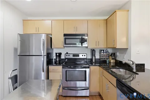 $285,000 | 2318 Herbert Hamlet Alley, Unit U15, Richmond, VA 23220