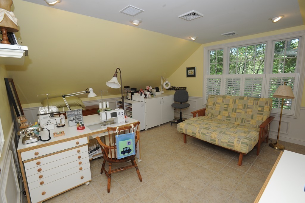140 Sawdy Pond Road Fall River, MA 02721 - Photo 12 of 27 Gallery Image 12