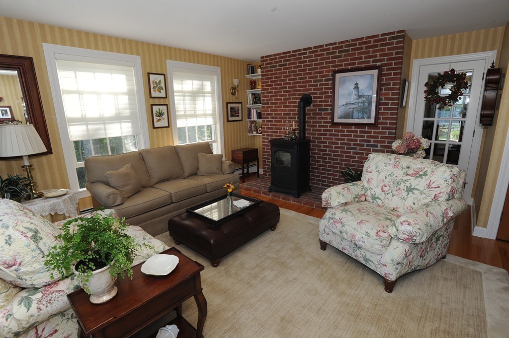 140 Sawdy Pond Road Fall River, MA 02721 - Photo 14 of 27 Gallery Image 14
