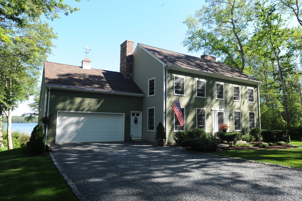 140 Sawdy Pond Road Fall River, MA 02721 - Photo 2 of 27 Gallery Image 2