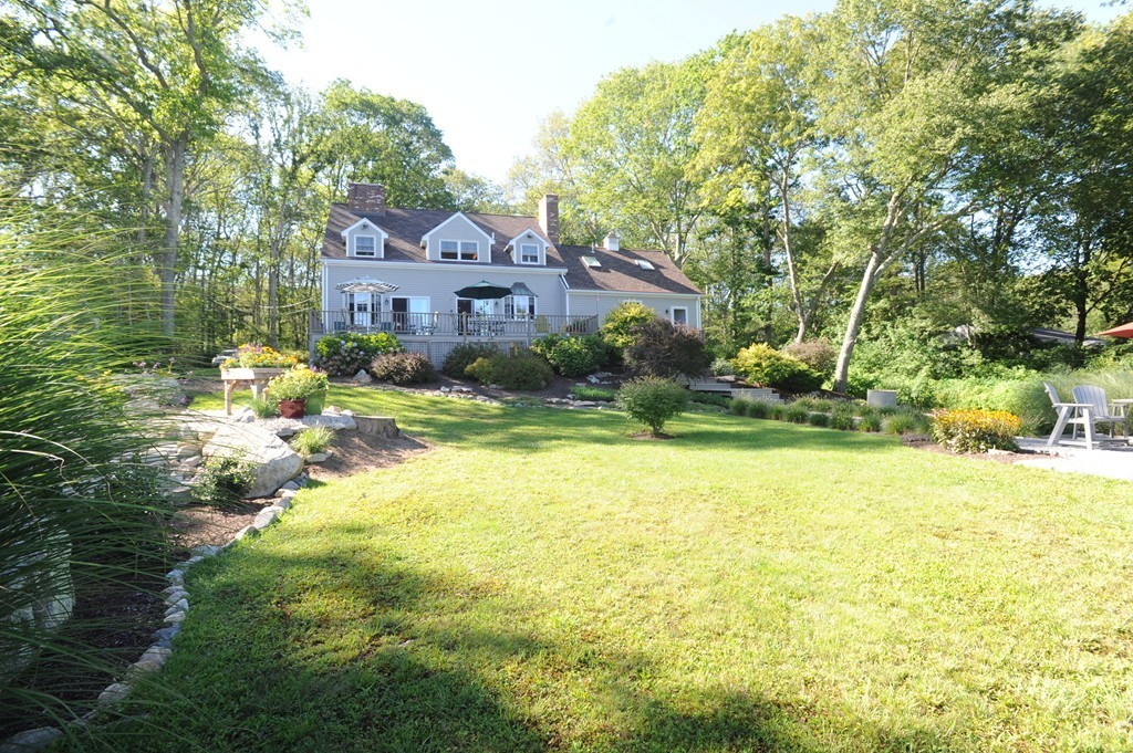 140 Sawdy Pond Road Fall River, MA 02721 - Photo 4 of 27 Gallery Image 4