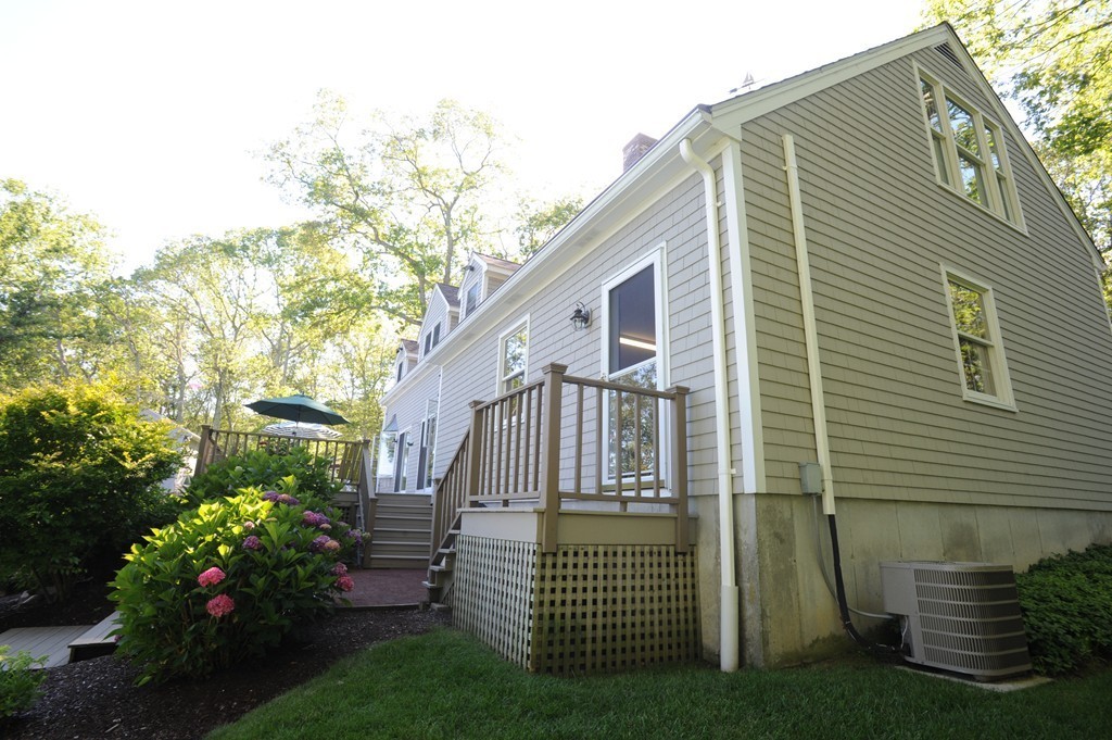 140 Sawdy Pond Road Fall River, MA 02721 - Photo 7 of 27 Gallery Image 7