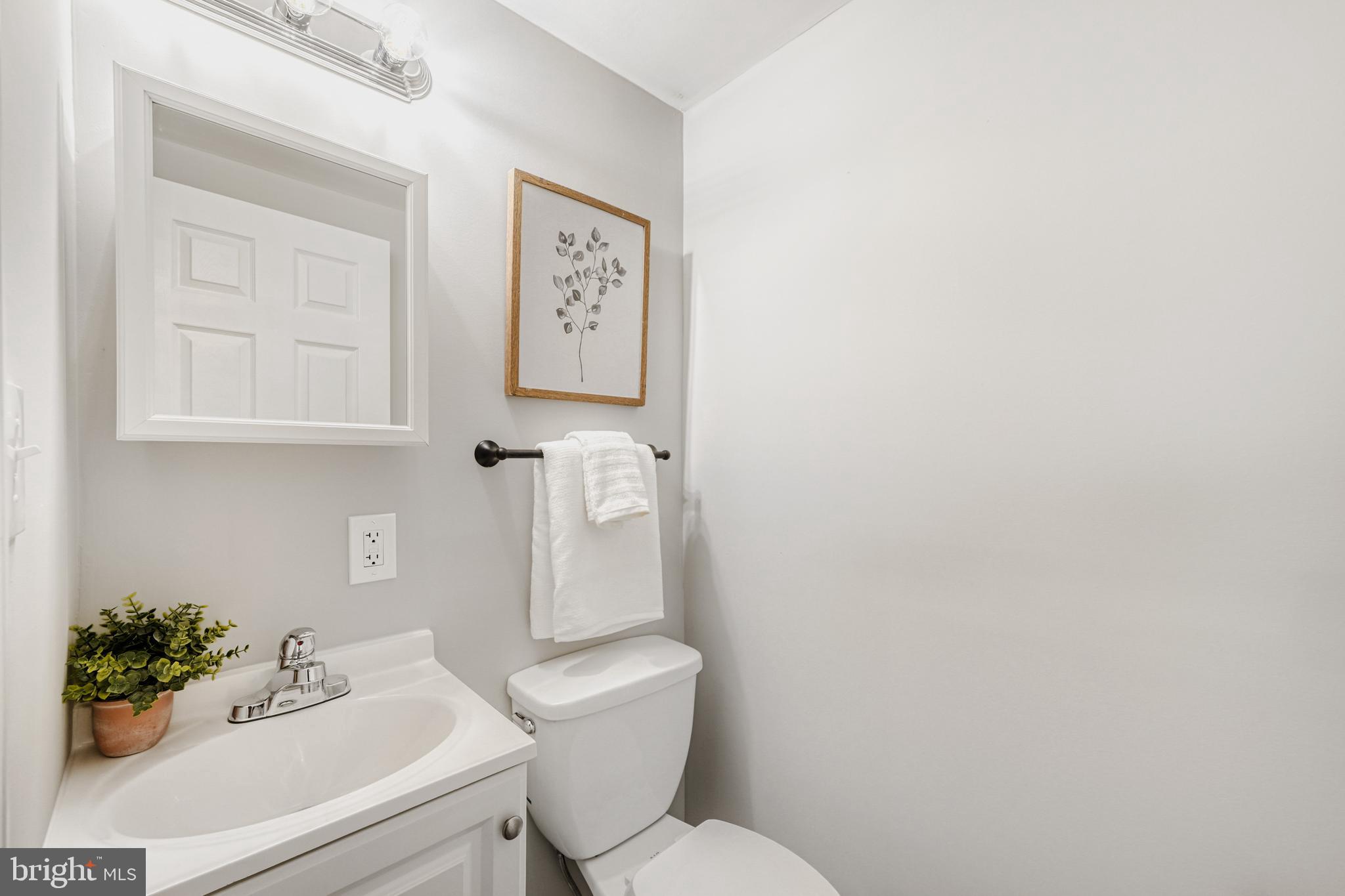 816 Thimbleberry Road, Unit 816 Baltimore, MD 21220 - Photo 21 of 24