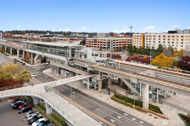 $821,500 | 2356 North 130th Street, Seattle, WA 98133