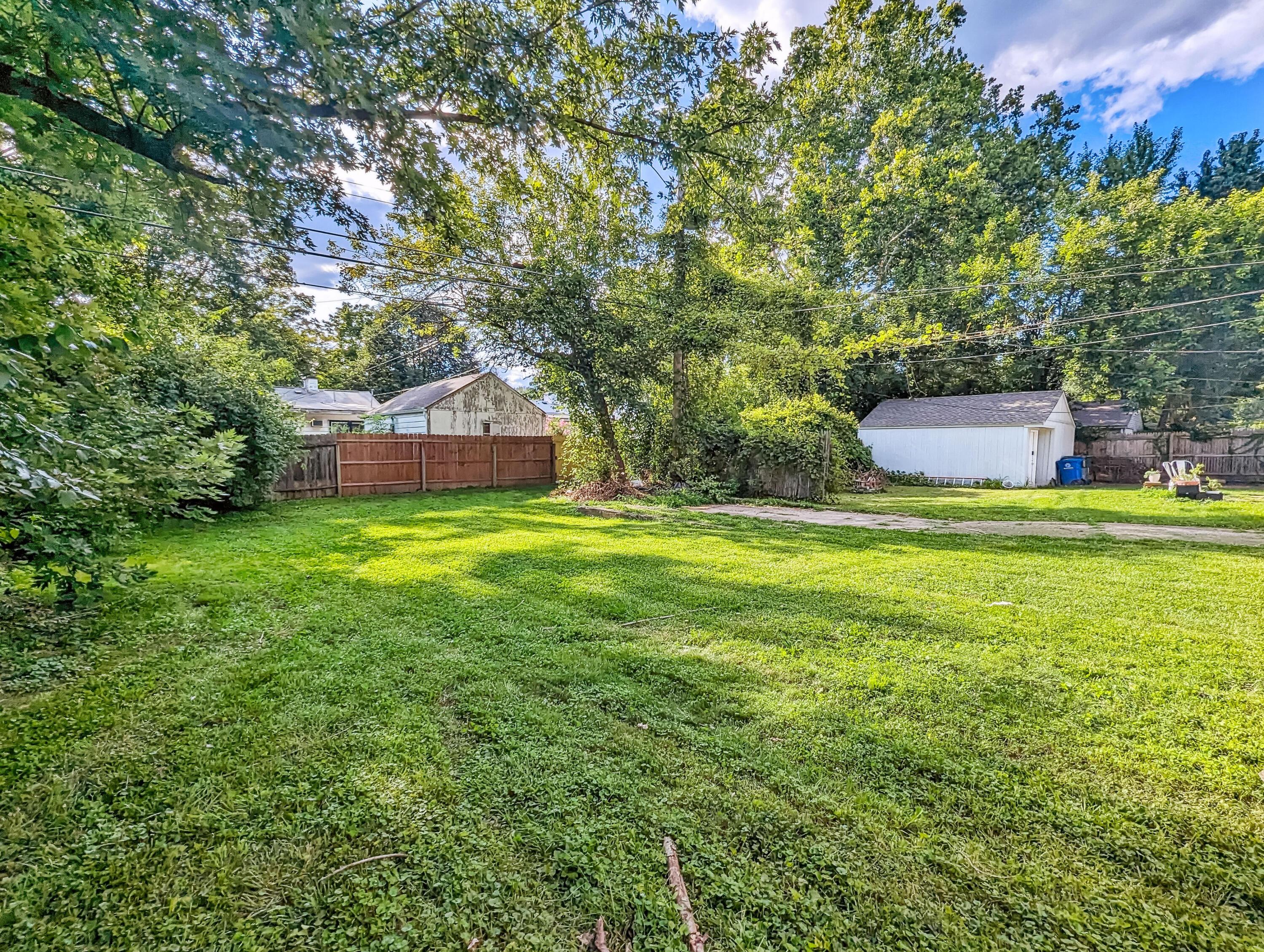 1077 South Hampton Road Columbus, OH 43227 - Photo 28 of 28 PXL_20230731_215750387