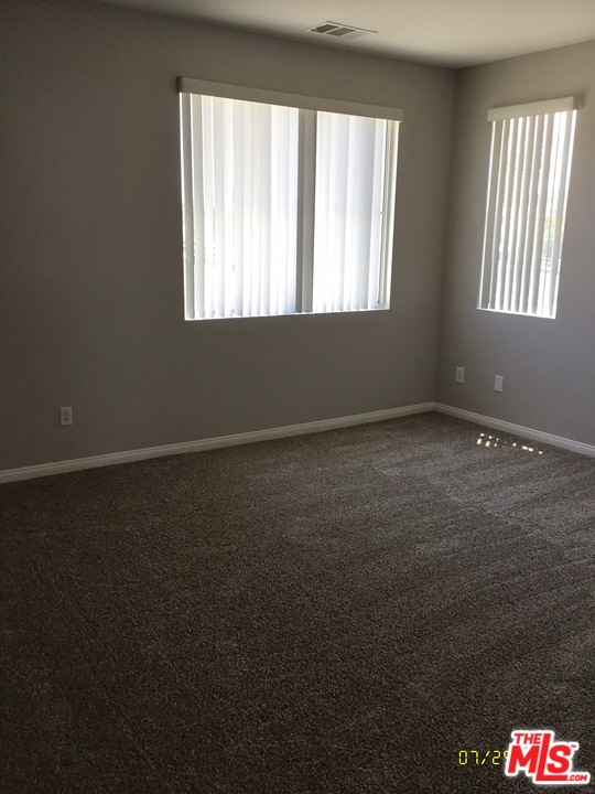 17685 Laurel Grove Road Riverside, CA 92504 - Photo 9 of 20