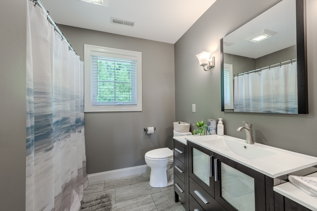 110 Munsing Ridge Granby, MA 01033 - Photo 26 of 36