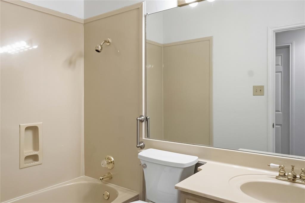 9961 Waterfront Trail, Unit 9961 Rowlett, TX 75087 - Photo 8 of 35
