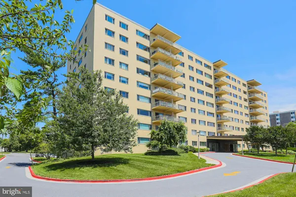 $169,900 | 7121 Park Heights Avenue, Unit 401, Baltimore, MD 21215