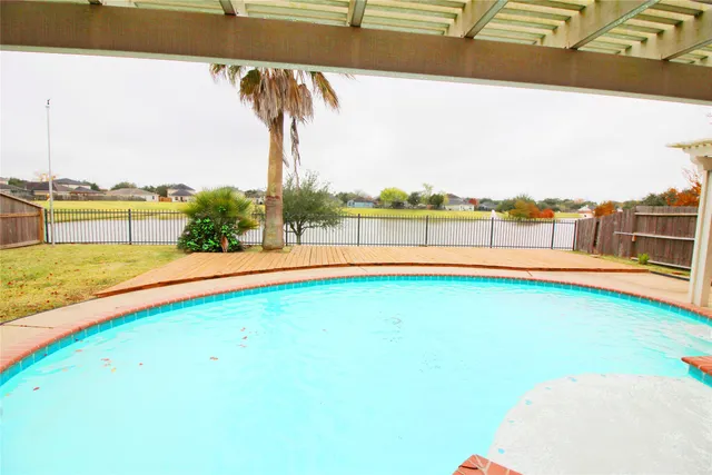 $2,500 | 21611 Britton Hill Way, Katy, TX 77449
