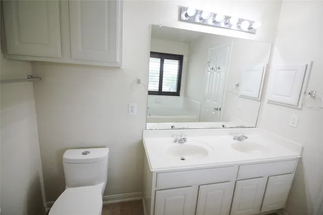 $2,500 | 21611 Britton Hill Way, Katy, TX 77449