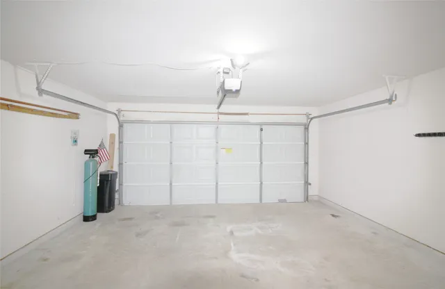 $2,500 | 21611 Britton Hill Way, Katy, TX 77449