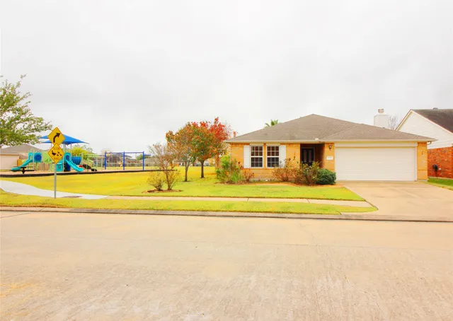 $2,500 | 21611 Britton Hill Way, Katy, TX 77449