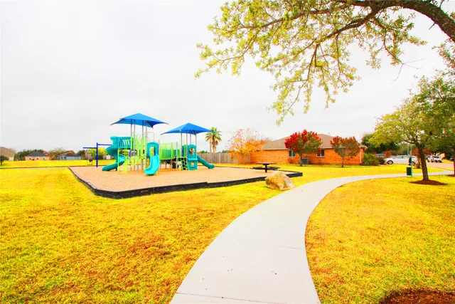 $2,500 | 21611 Britton Hill Way, Katy, TX 77449