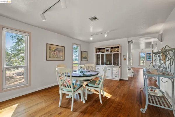 $725,000 | 10566 Thistle Down Road, Jamestown, CA 95327