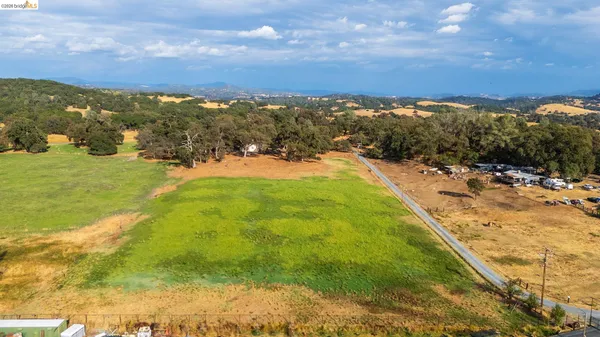 $725,000 | 10566 Thistle Down Road, Jamestown, CA 95327