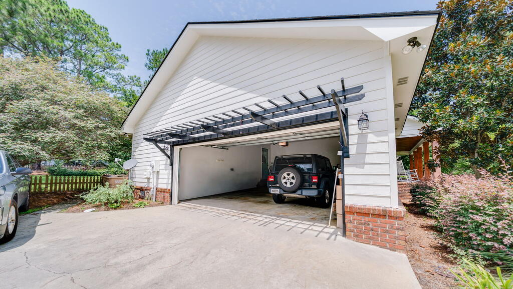 2008 Rutland Road Tifton, GA 31793 - Photo 4 of 28 Gallery Image 4