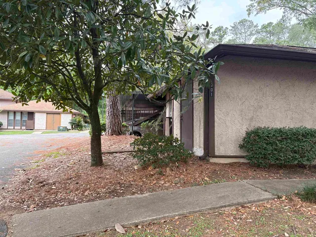 $140,000 | 201 Westwood Drive, Unit 201, Tallahassee, FL 32304