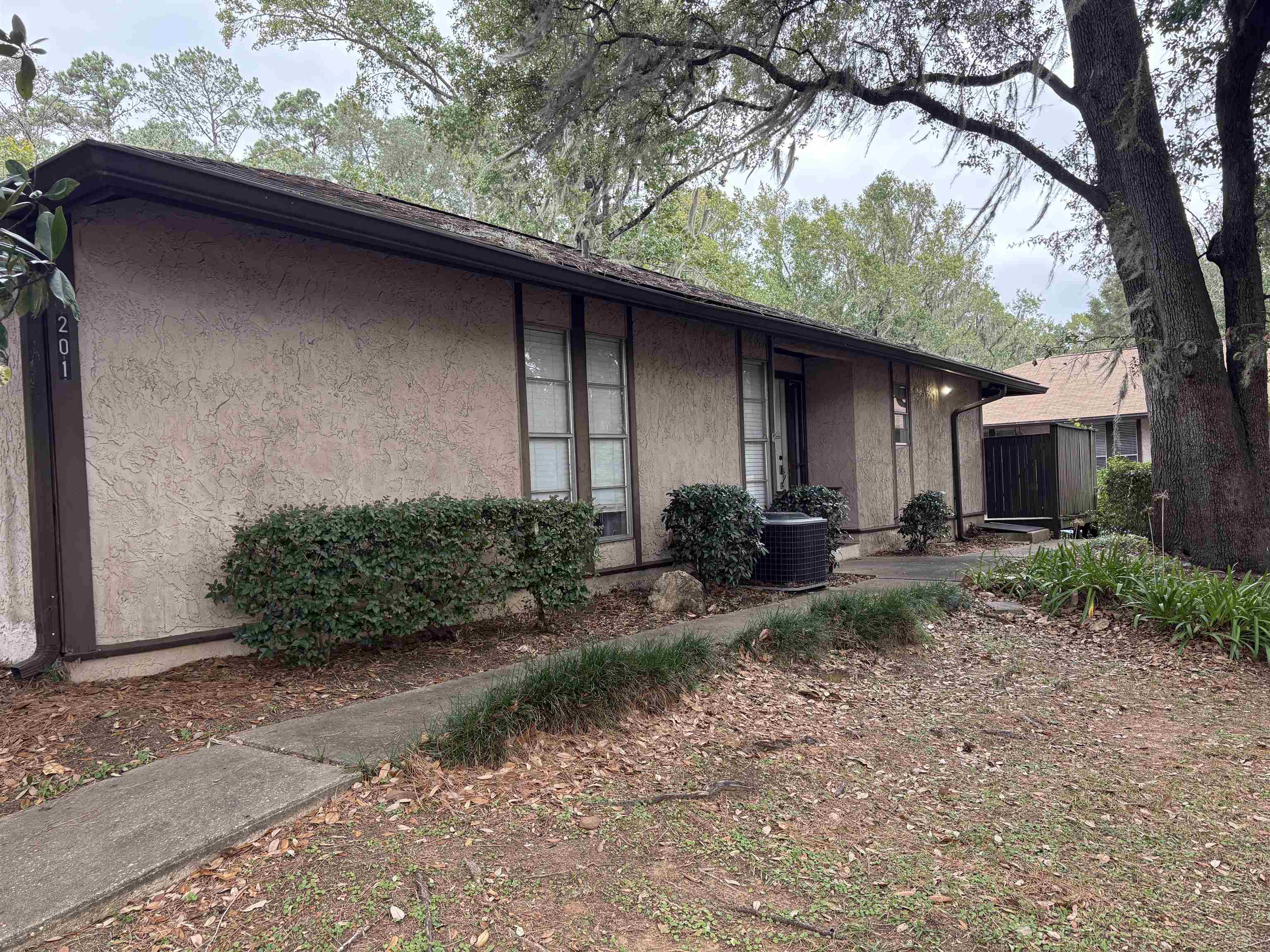 201 Westwood Drive, Unit 201 Tallahassee, FL 32304 - Photo 10 of 11