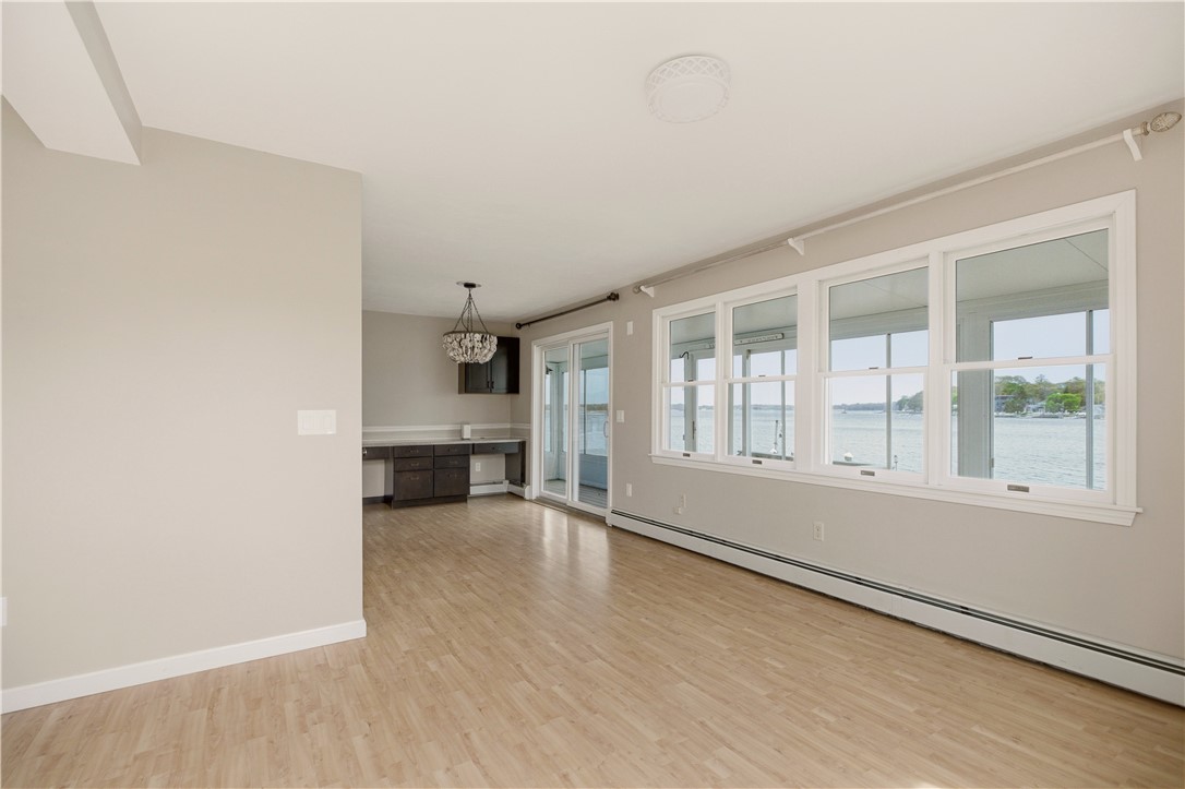 507 County Road Barrington, RI 02806 - Photo 10 of 45