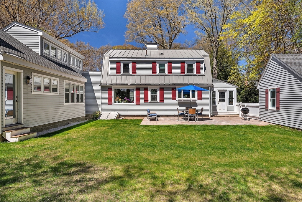 10 Bennett Road Wayland, MA 01778 - Photo 31 of 32 a view of a house with swimming pool