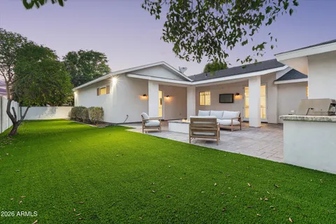 $1,998,900 | 5201 East Weldon Avenue, Phoenix, AZ 85018