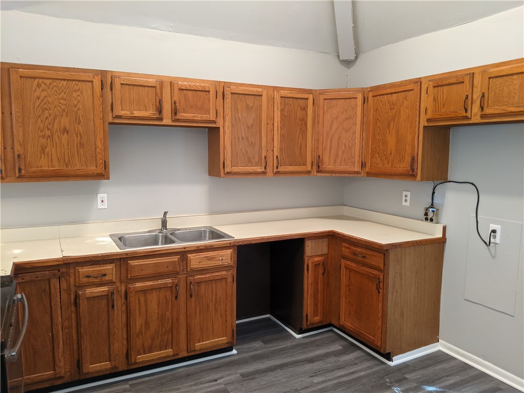 196 Kenwood Avenue Rochester, NY 14611 - Photo 14 of 33 UP APT.