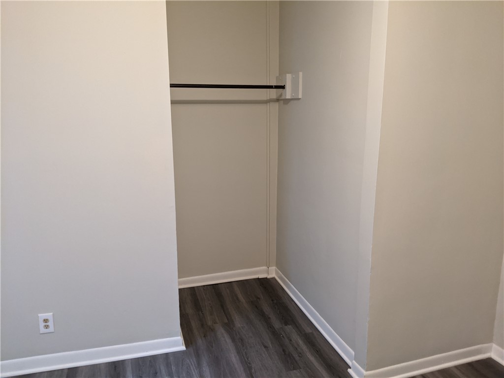 196 Kenwood Avenue Rochester, NY 14611 - Photo 24 of 33 UP APT.