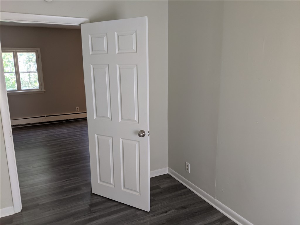 196 Kenwood Avenue Rochester, NY 14611 - Photo 28 of 33 UP APT.