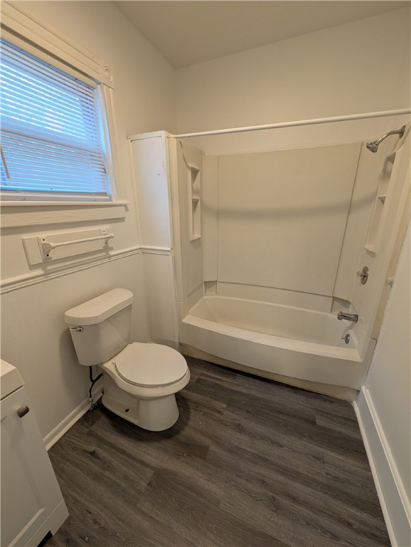 196 Kenwood Avenue Rochester, NY 14611 - Photo 7 of 33 DN APT.