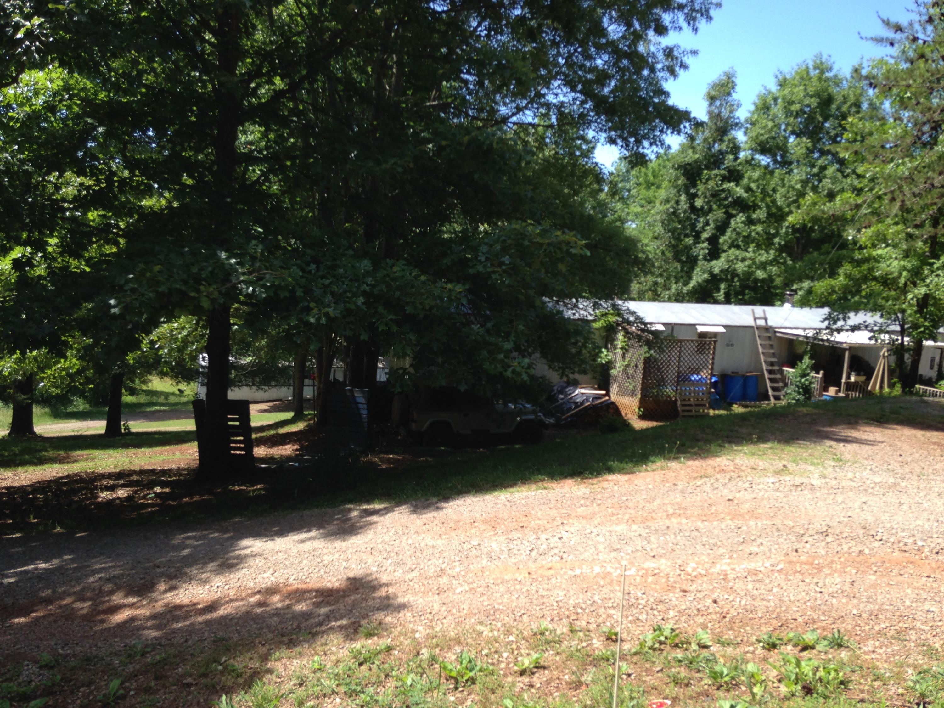 218 Wright Road Madisonville, TN 37354 - Photo 1 of 25 2015-05-20 11.27.47