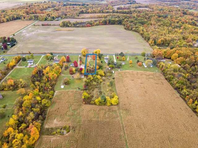 $135,000 | 66301 County Road 681, Hartford, MI 49057