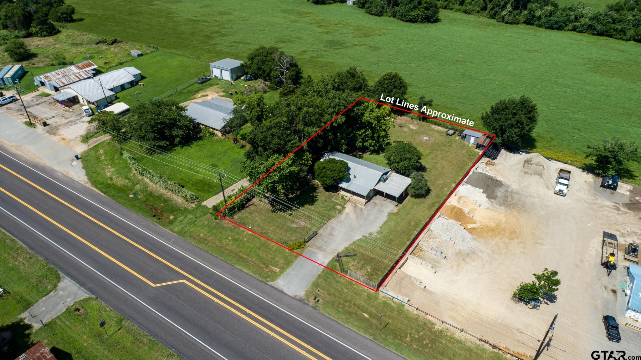 29080 Highway 19 Athens, TX 75752 - Photo 24 of 30 a view of a yard with potted plants