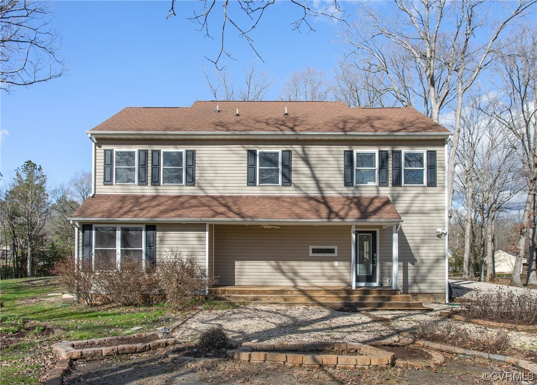 901 Hockett Road Manakin-Sabot, VA 23103 - Photo 2 of 39 a front view of a house with a yard
