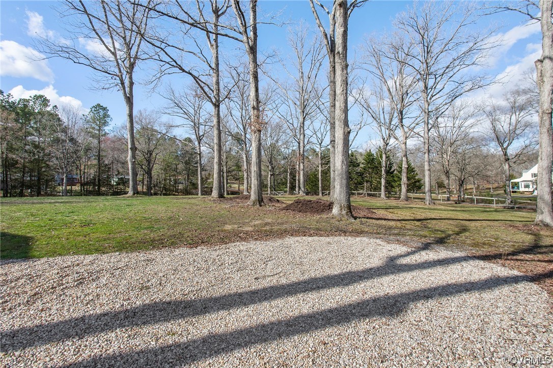 901 Hockett Road Manakin-Sabot, VA 23103 - Photo 34 of 39 a view of a house with a big yard